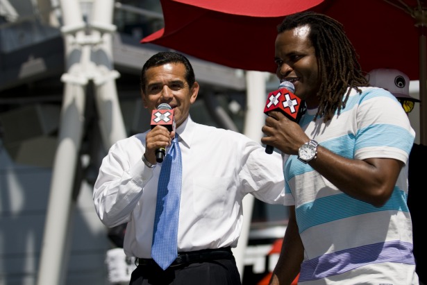 I Follow: Sal Masekela - ESPN Front Row