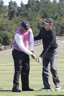 Photo of Herm Edwards tackles Pebble Beach