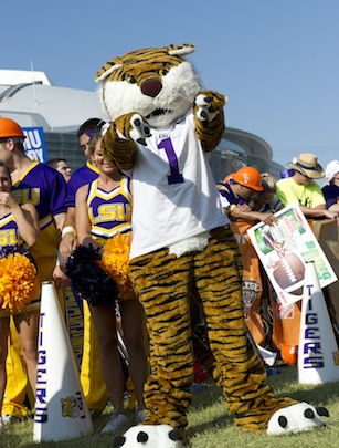Photo of All aboard: College GameDay heading to Baton Rouge for LSU/Alabama & #1Day1Game