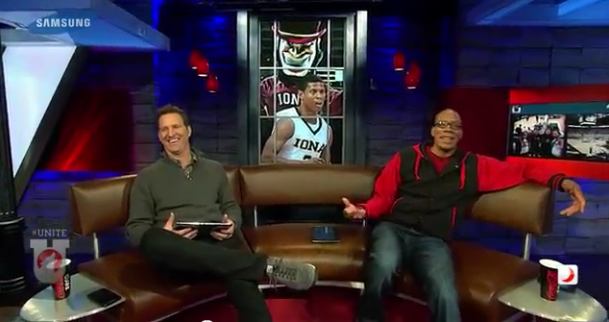 Photo of ESPN football analyst Danny Kanell joins U NITE mates to call Iona-Manhattan college basketball game