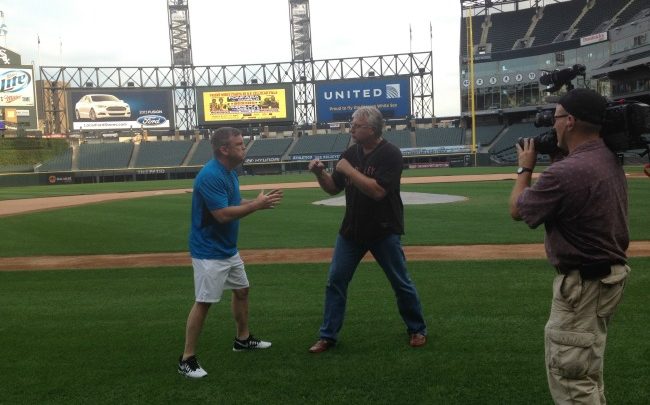Photo of Friday Night Fights takes boxing back to the ballpark with visit to Chicago’s U.S. Cellular Field