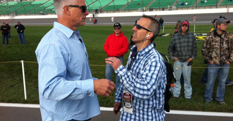 Photo of Kenny Mayne renews acquaintances while working on NASCAR feature that celebrates fans, drivers