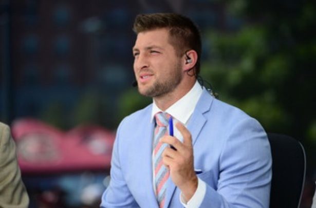 Photo of Monday Lineup: Tebow debuts on GMA; 11 ESPN moments from the weekend