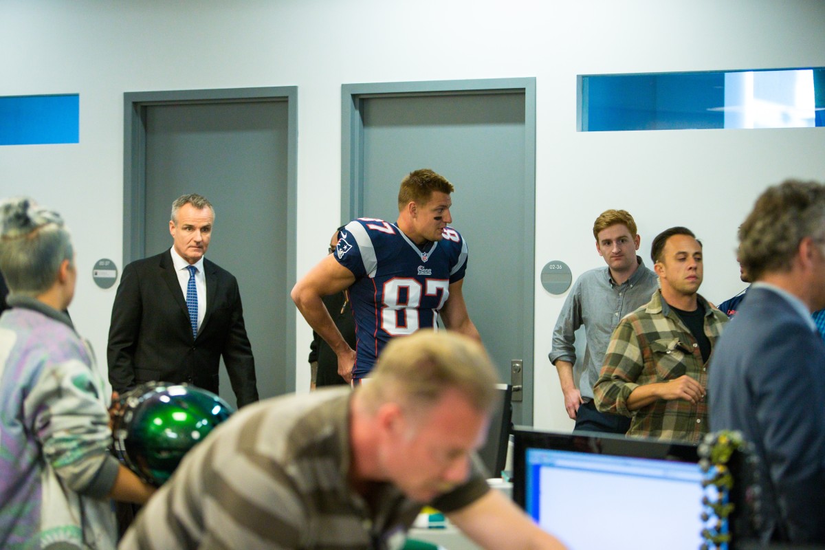Papa Gronk sits and delivers in latest 'This is SportsCenter' ad ESPN