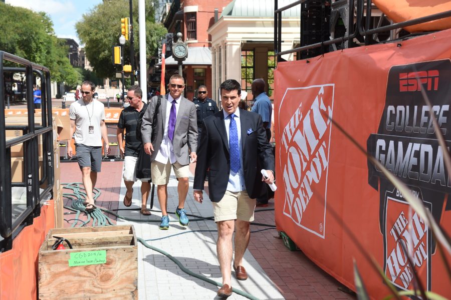 Behind the scenes at College GameDay - ESPN Front Row