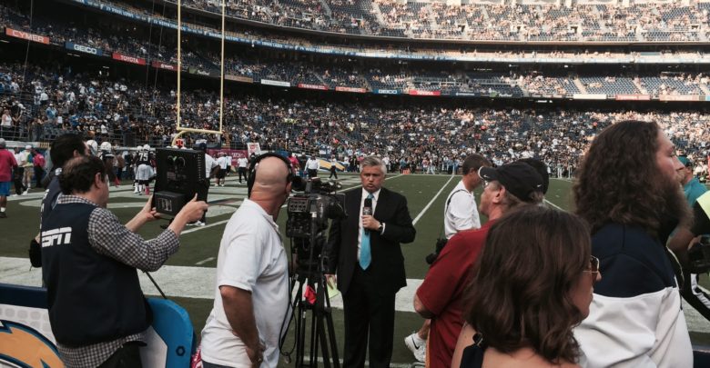 Photo of Behind The Scenes at MNF: Steelers-Chargers