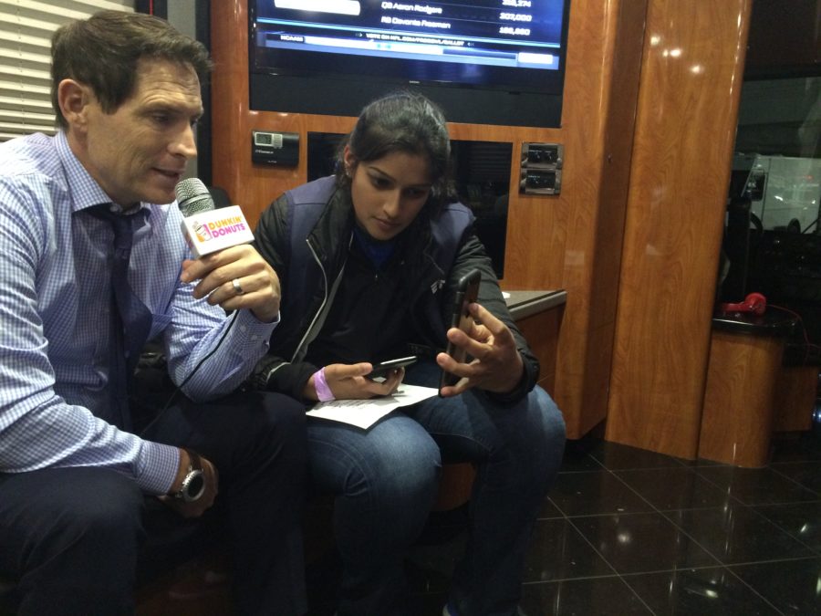 Monday NFL Countdown analyst Steve Young and Neeta Sreekanth engage with fans on social media. (Allison Stoneberg/ESPN) 