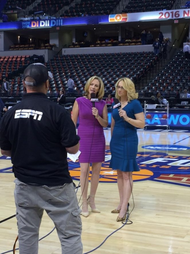 Before calling Women's NCAA Championship game, Beth Mowins teams with