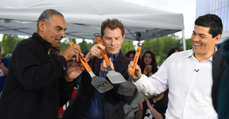 Photo of Bobby Flay judges NFL Live’s “Tailgate Throwdown” airing today