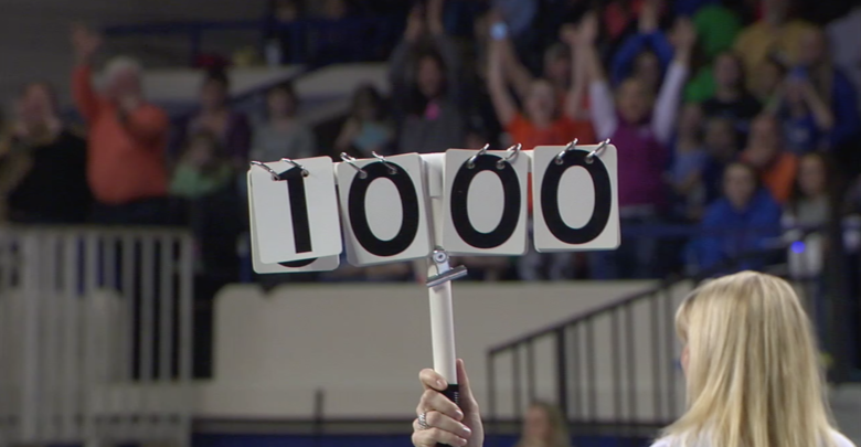 Photo of Sloan brings perfectionist’s poise to SEC Network’s gymnastics coverage