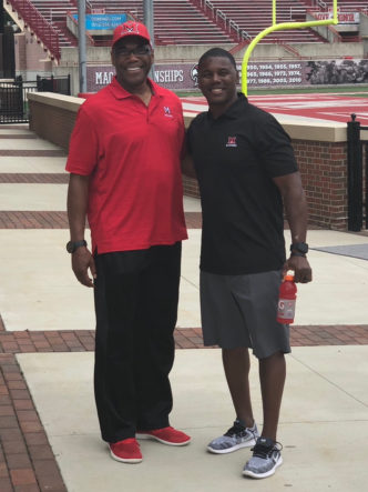 E:60: Deland McCullough