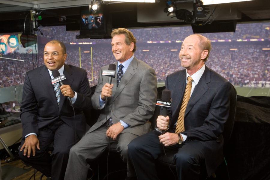 Disney, ESPN, and NFL Announce Long-Term Deal That Includes Super Bowls –  Daps Magic