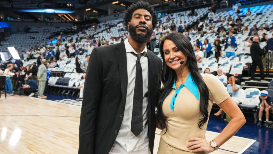 A new era of Hoop Streams — ESPN’s digital NBA pregame show — has arrived! The well-established ESPN NBA platform has a new-look team, led by Host Vanessa Richardson and Analyst and 10-year NBA veteran Iman Shumpert.